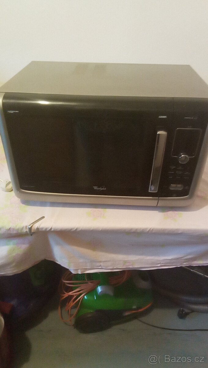 WHIRLPOOL - MIKROVLNNÁ TROUBA