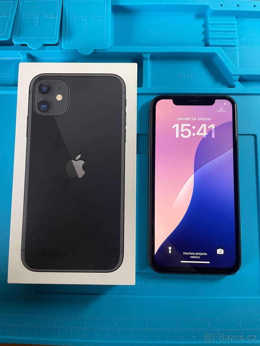 iPhone 11 Black 64GB baterie 100%