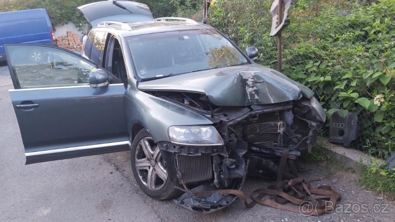 díly vw touareg 3,0 tdi BKS 2,5 tdi