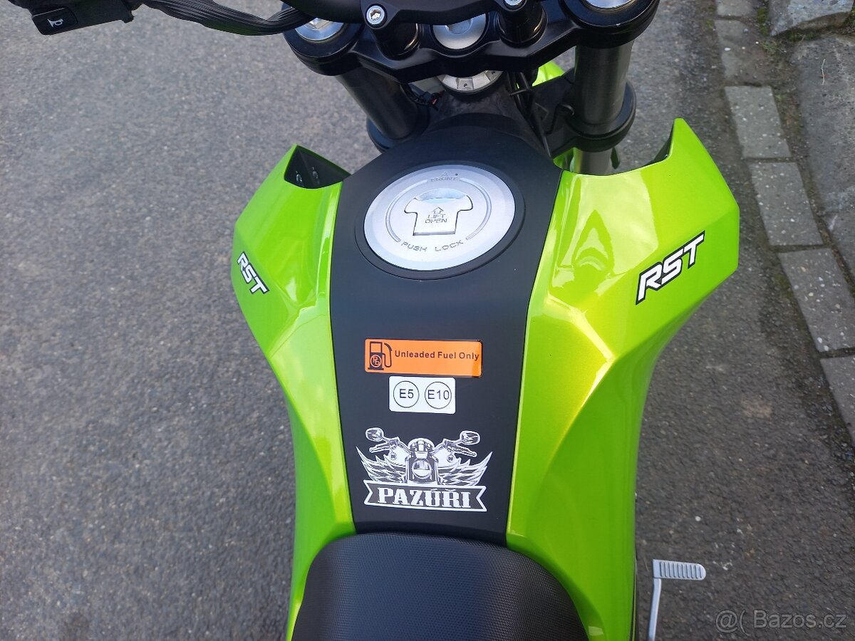 Benelli tnt 125