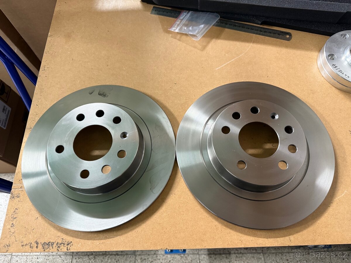 Kotouče zadní BOSCH 5x110 OPEL