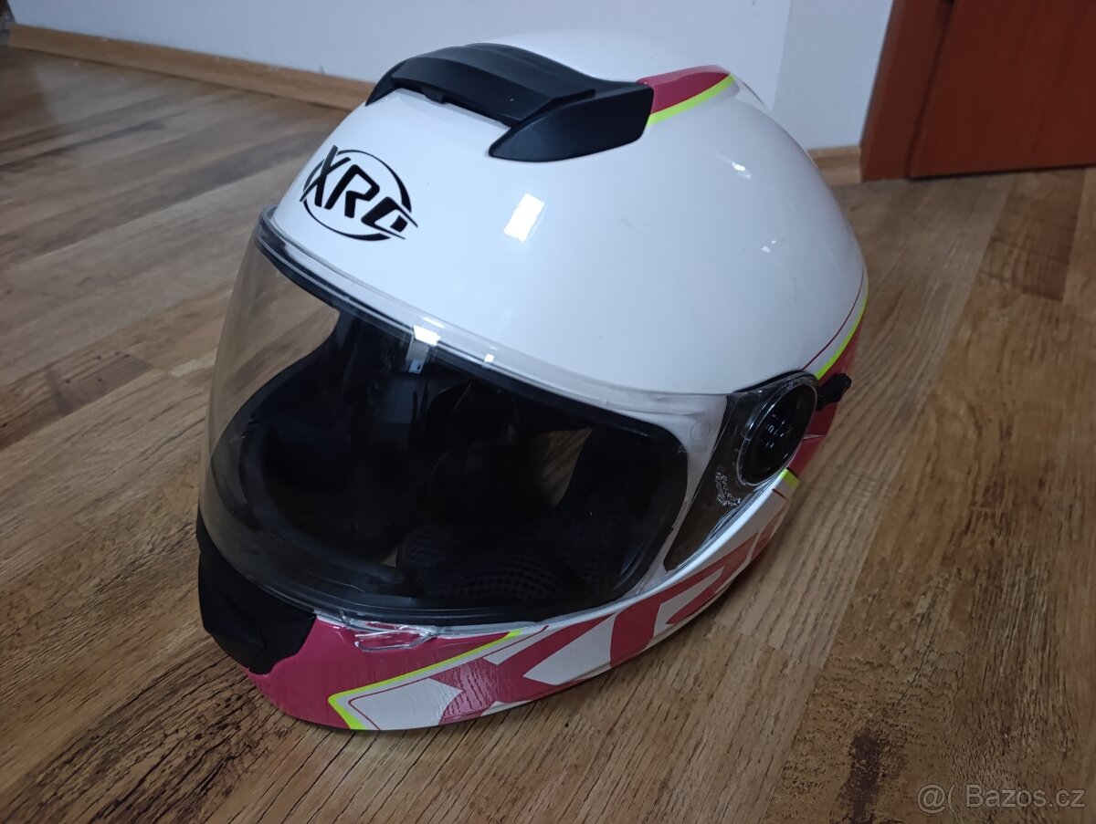 Přilba XRC