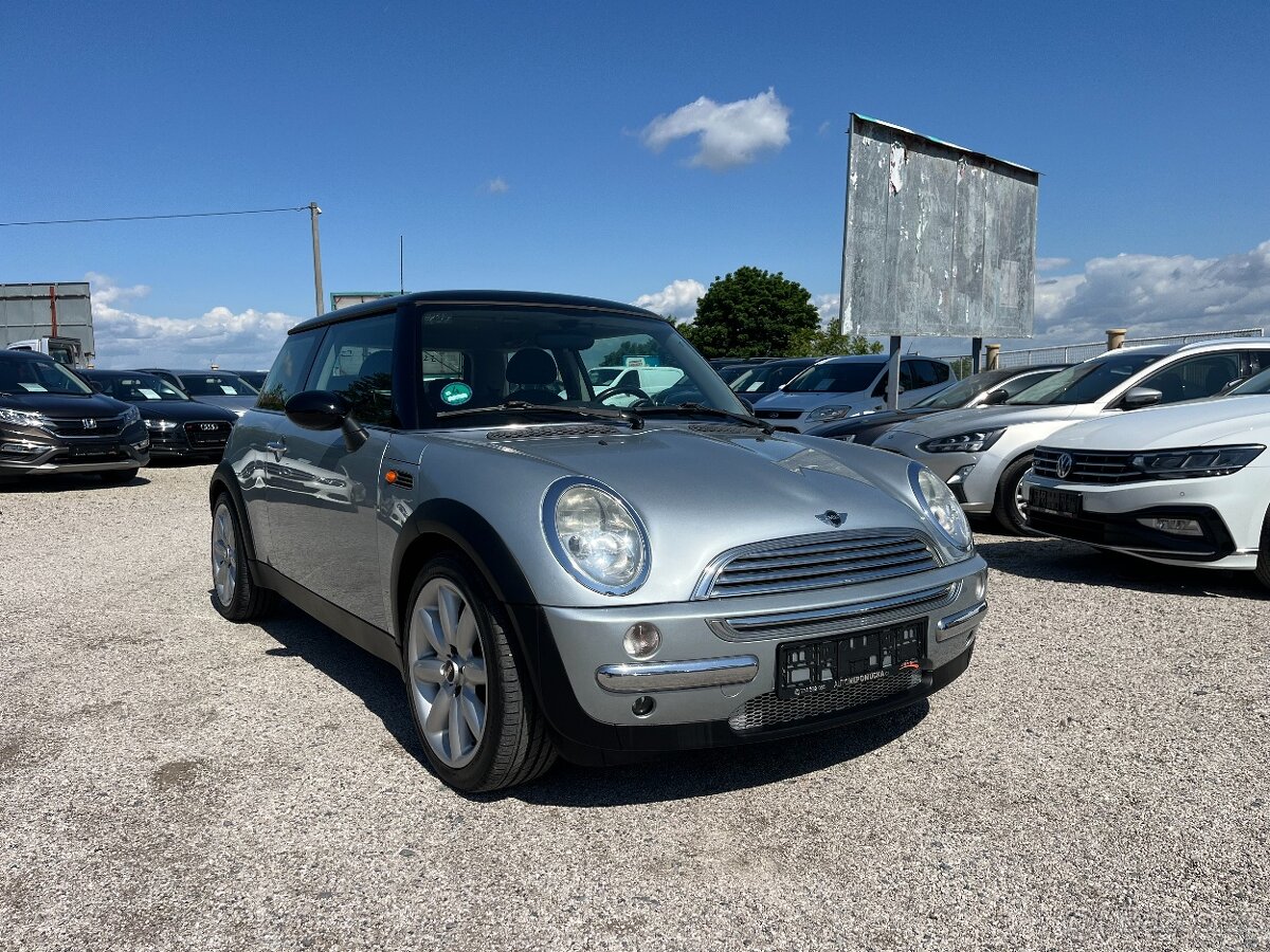 Mini Cooper 1.6i 85kw, automat