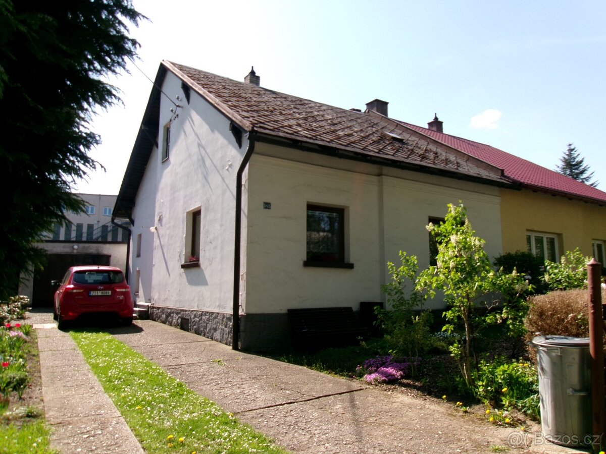Rodinný dům s pozemky v obci Frenštát pod Radhoštěm, Nový Ji