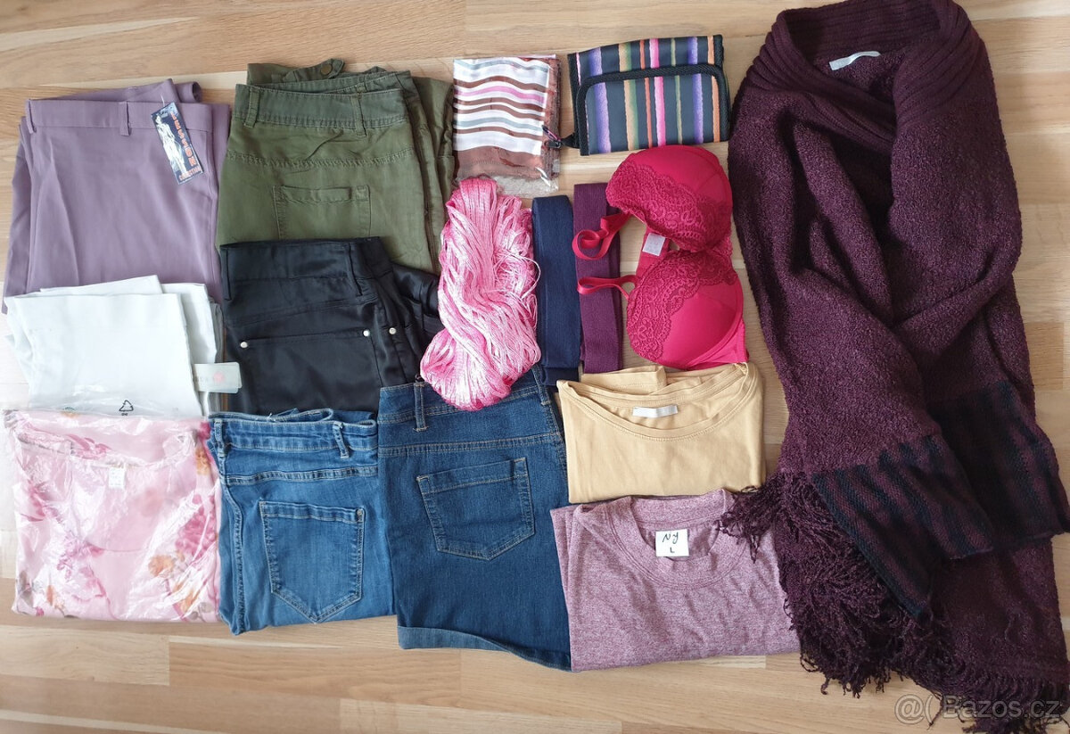 Balík dámské oblečení M/L 40-42 + sneakers kotníkové boty