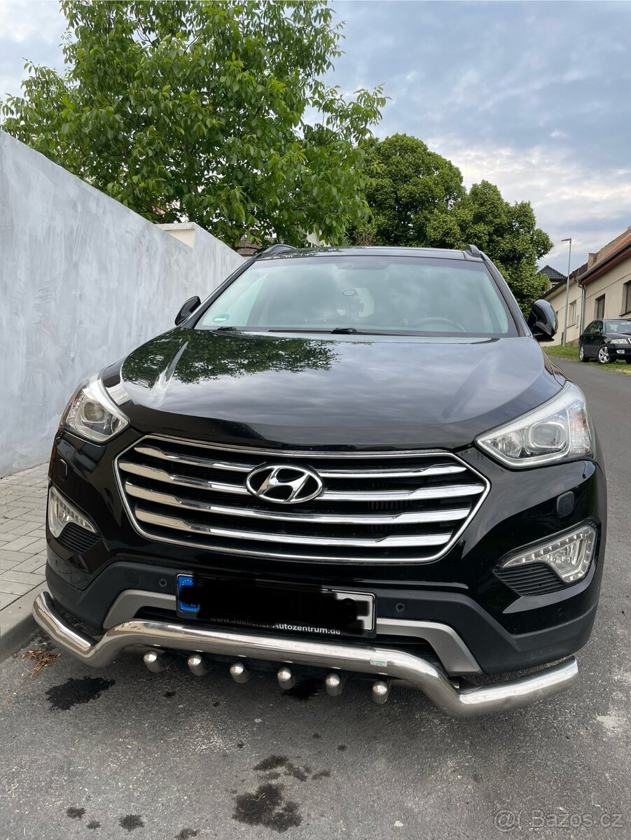 Hyundai Grand Santa Fe 2.2 CRDi 147 kW 4x4 AT, 7 míst