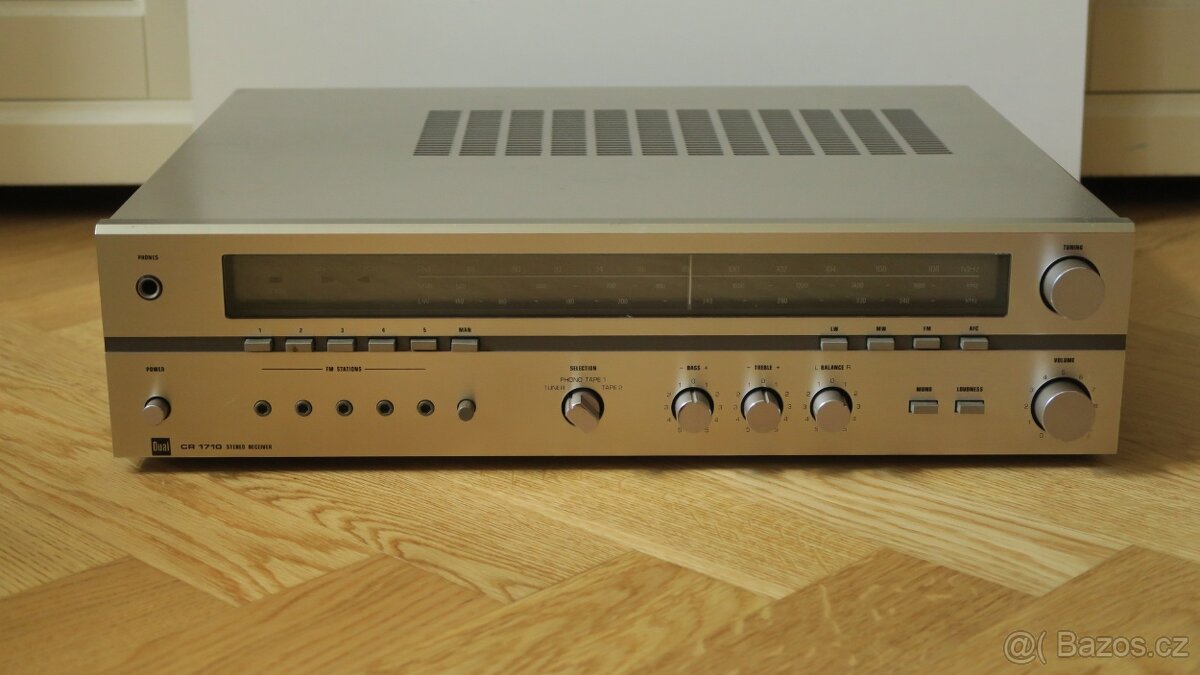 DUAL CR-1710 Stereo Receiver na repasi