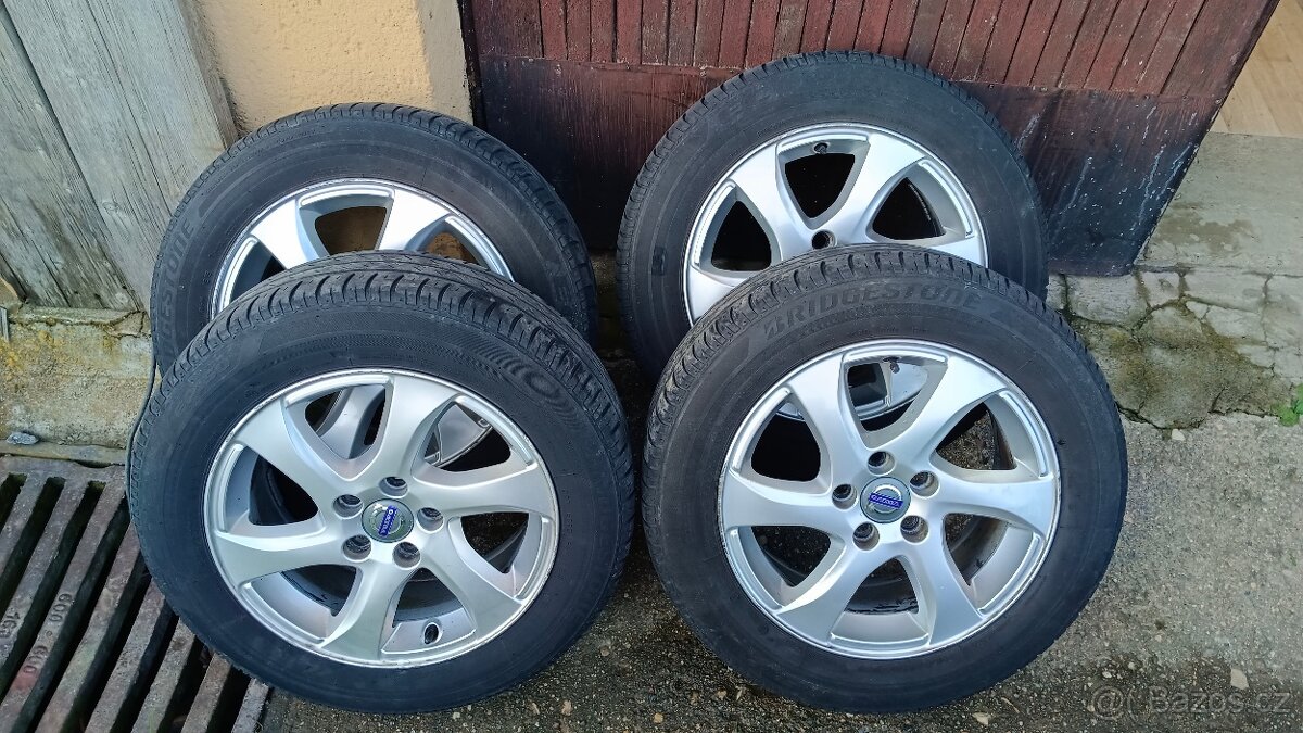 Letní sada Volvo 205/60/16 5x108 R16
