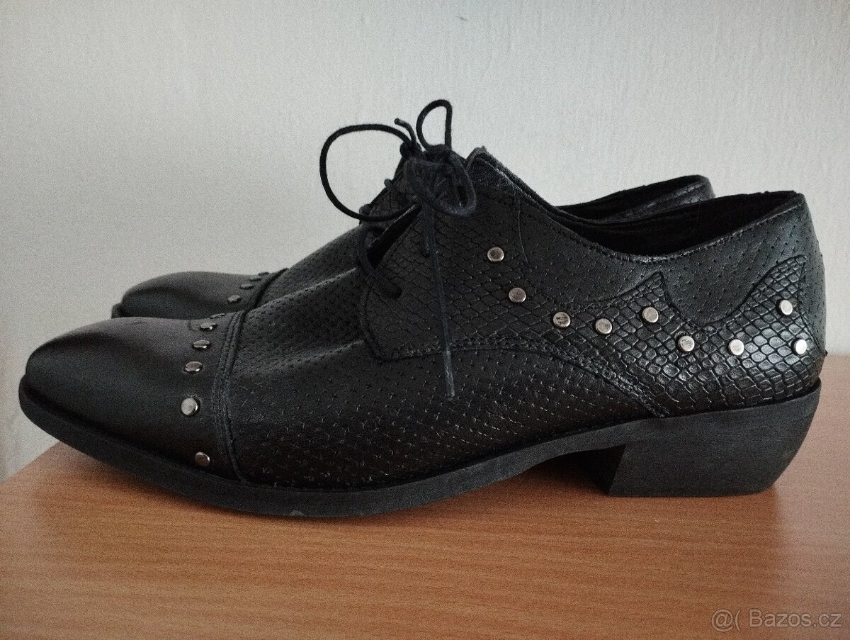 Kožené italské botky vel. 40