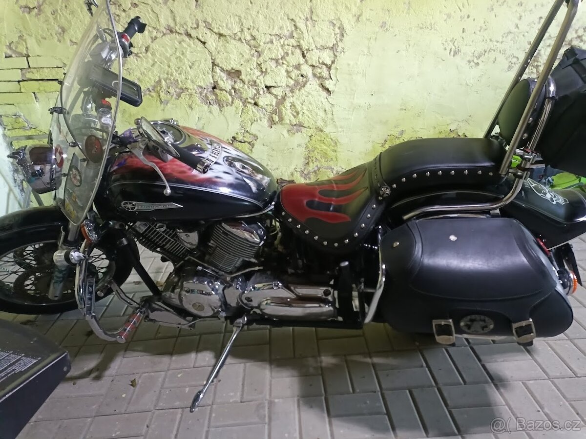Yamaha XVS 1100 DragStar