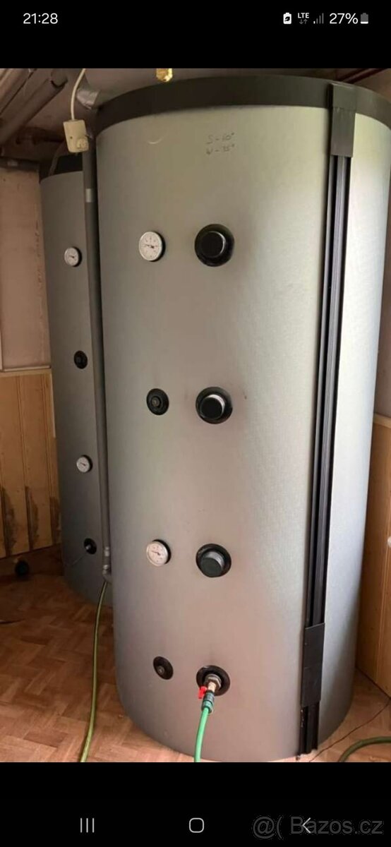 Akumulacni nadrz 1000litrů tři kusy