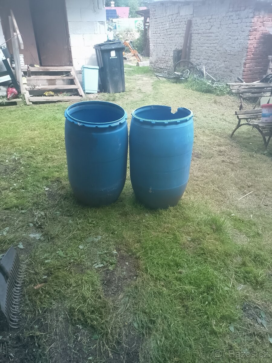 Plastový sud