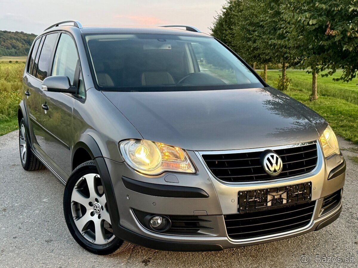 Volkswagen Cross Touran - 2.0TDi 103Kw 140Ps.