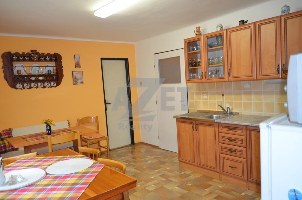 Prodej rodinného domu,  180 m2, Svébohov
