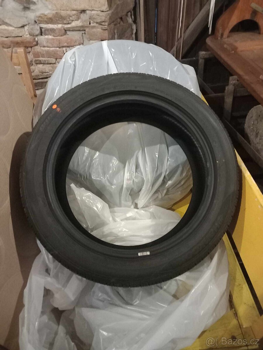 Prodám pneumatiky značky Hankook