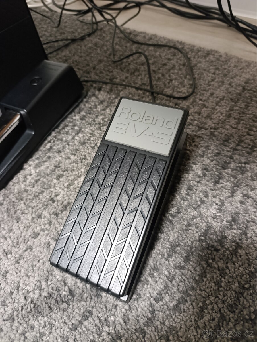 ROLAND EV-5 EXPRESSION PEDÁL