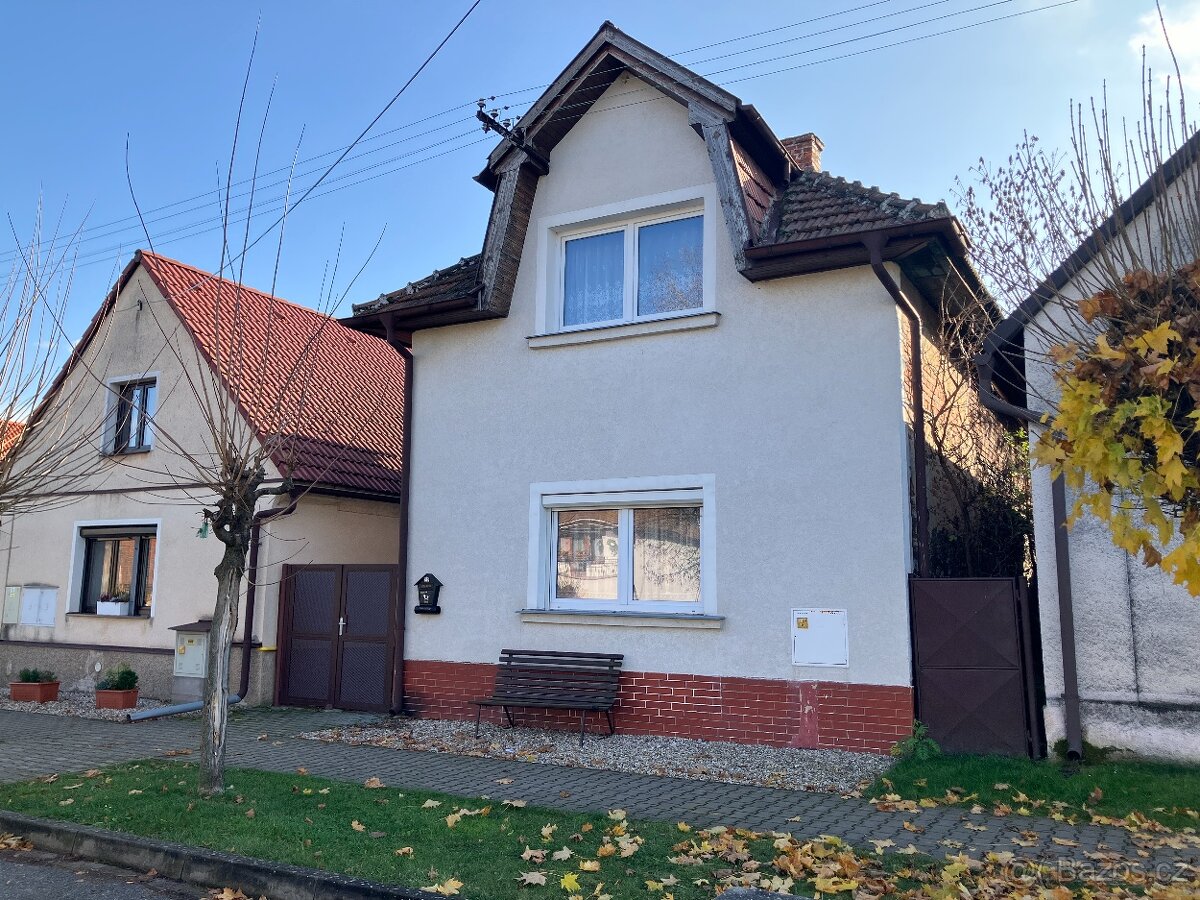 Prodej rodinného domu 4+1 v Bílém Podolí- REZERVOVÁNO