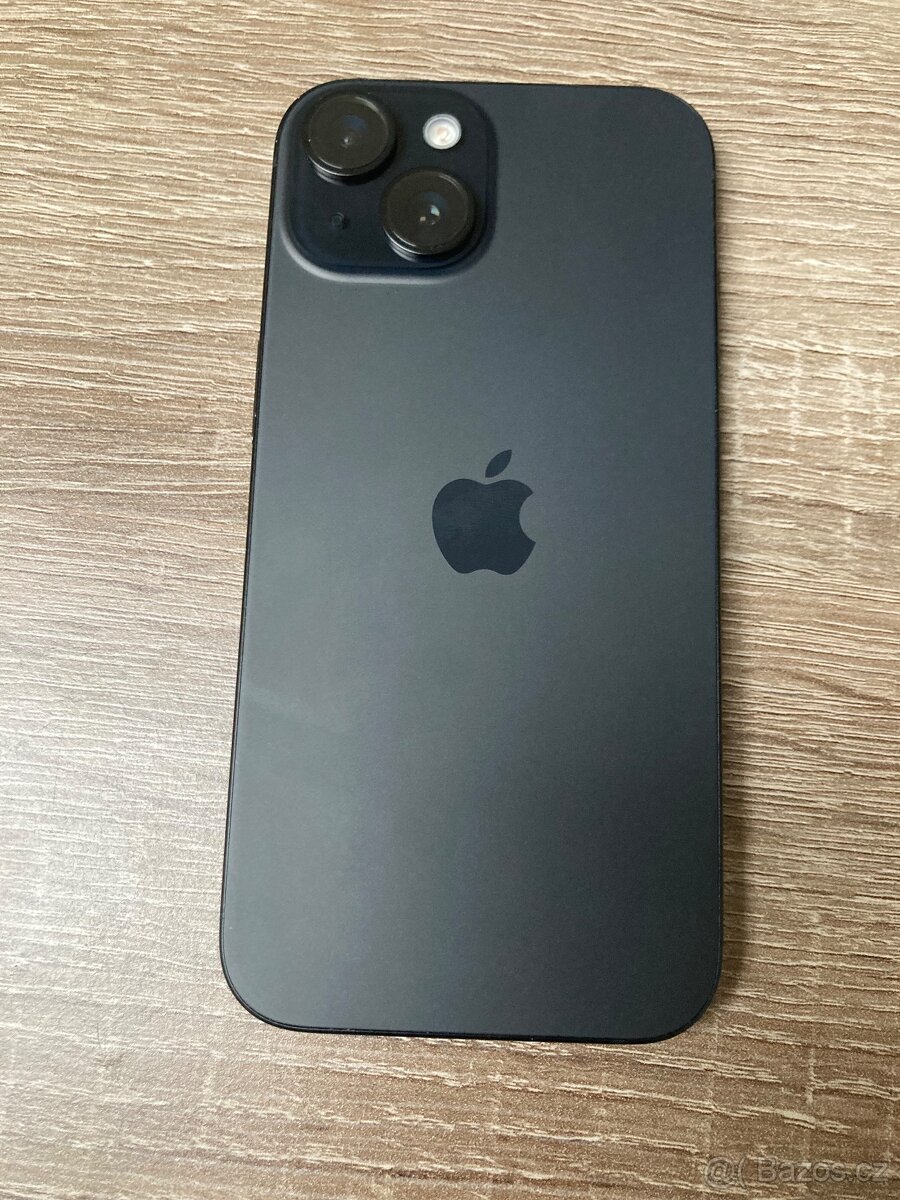 iPhone 15 černá- 128 GB