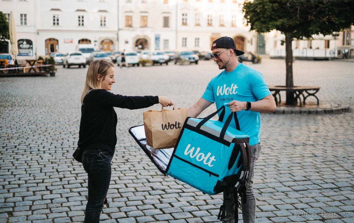 PŘIJMEME KURÝRY na rozvoz WOLT - KARLOVY VARY