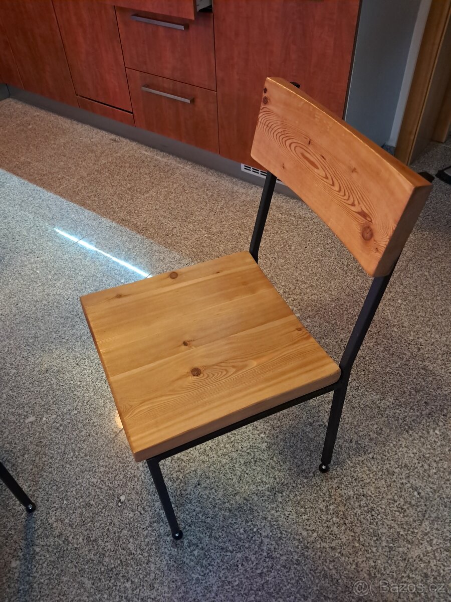 Industriální židle