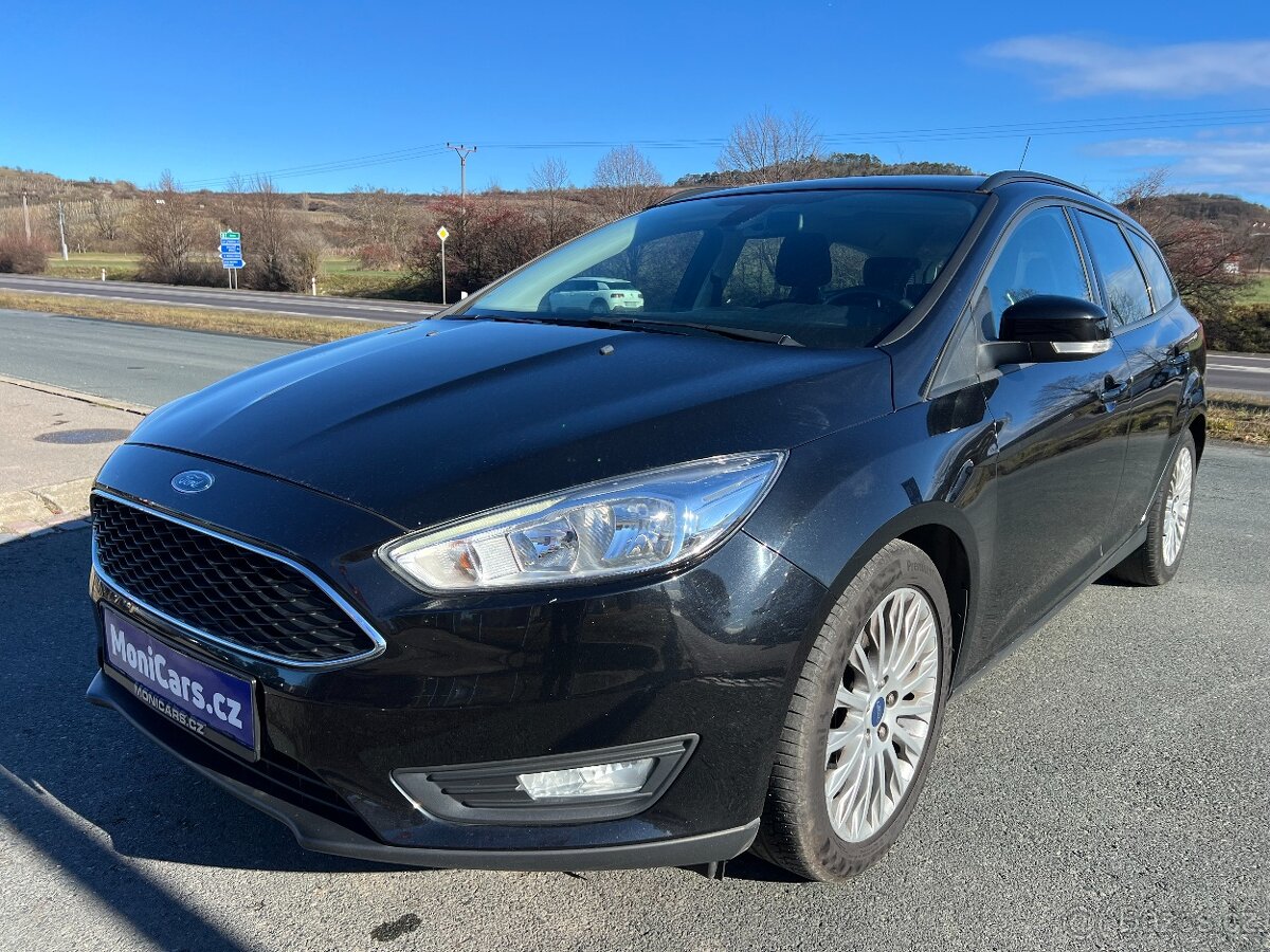 Ford Focus 1.0 T EB 92kW VÝBAVA