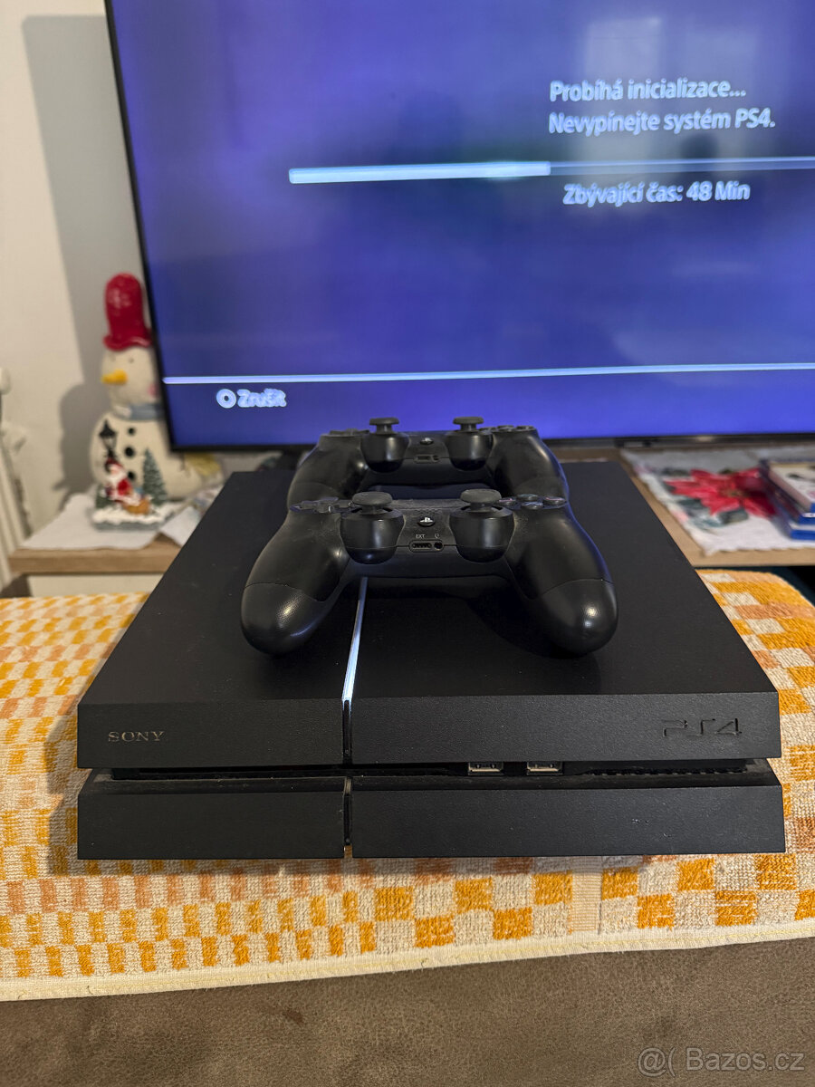 PS 4