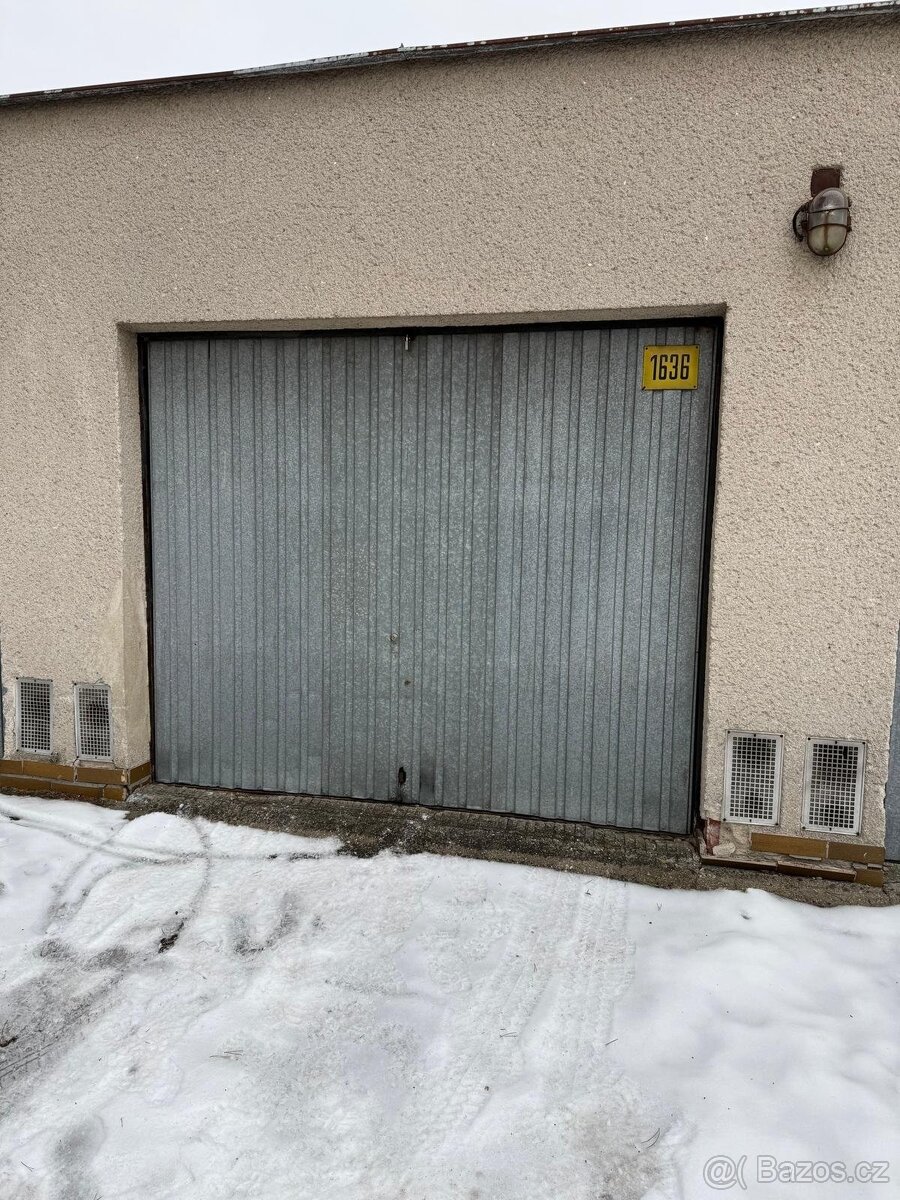 Prodej garáže za zimním stadionem v Táboře