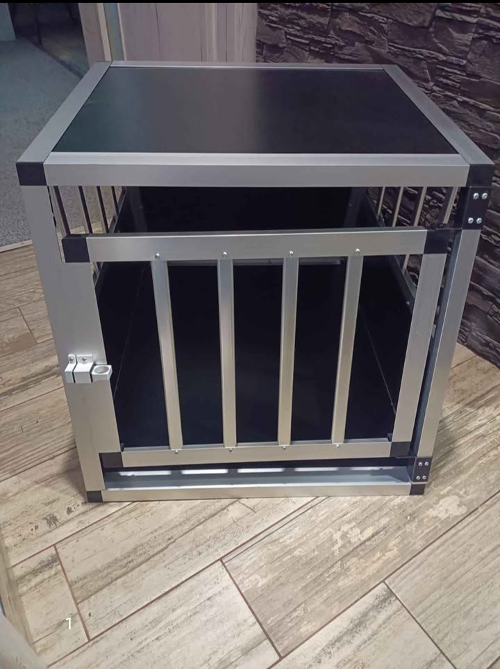 Nový hliníkový box