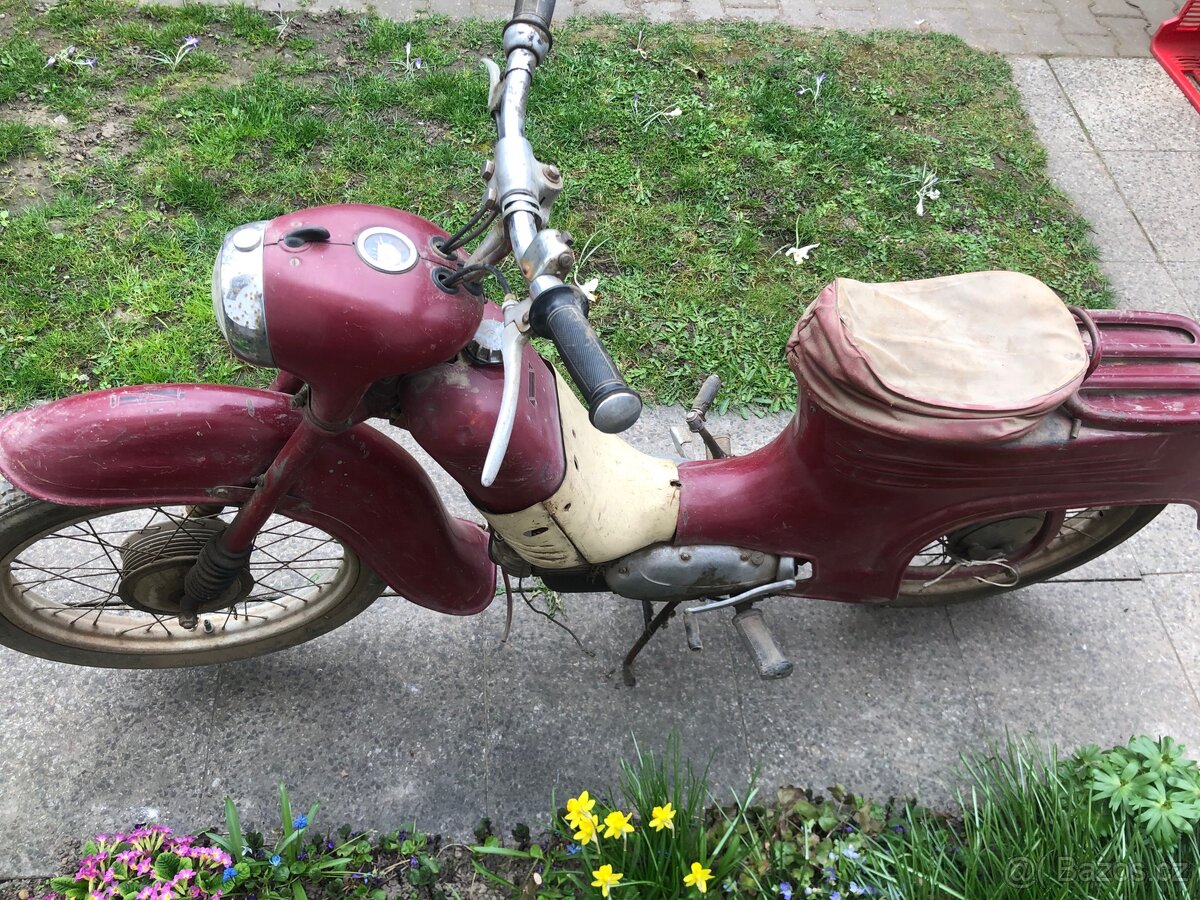 JAWA 555