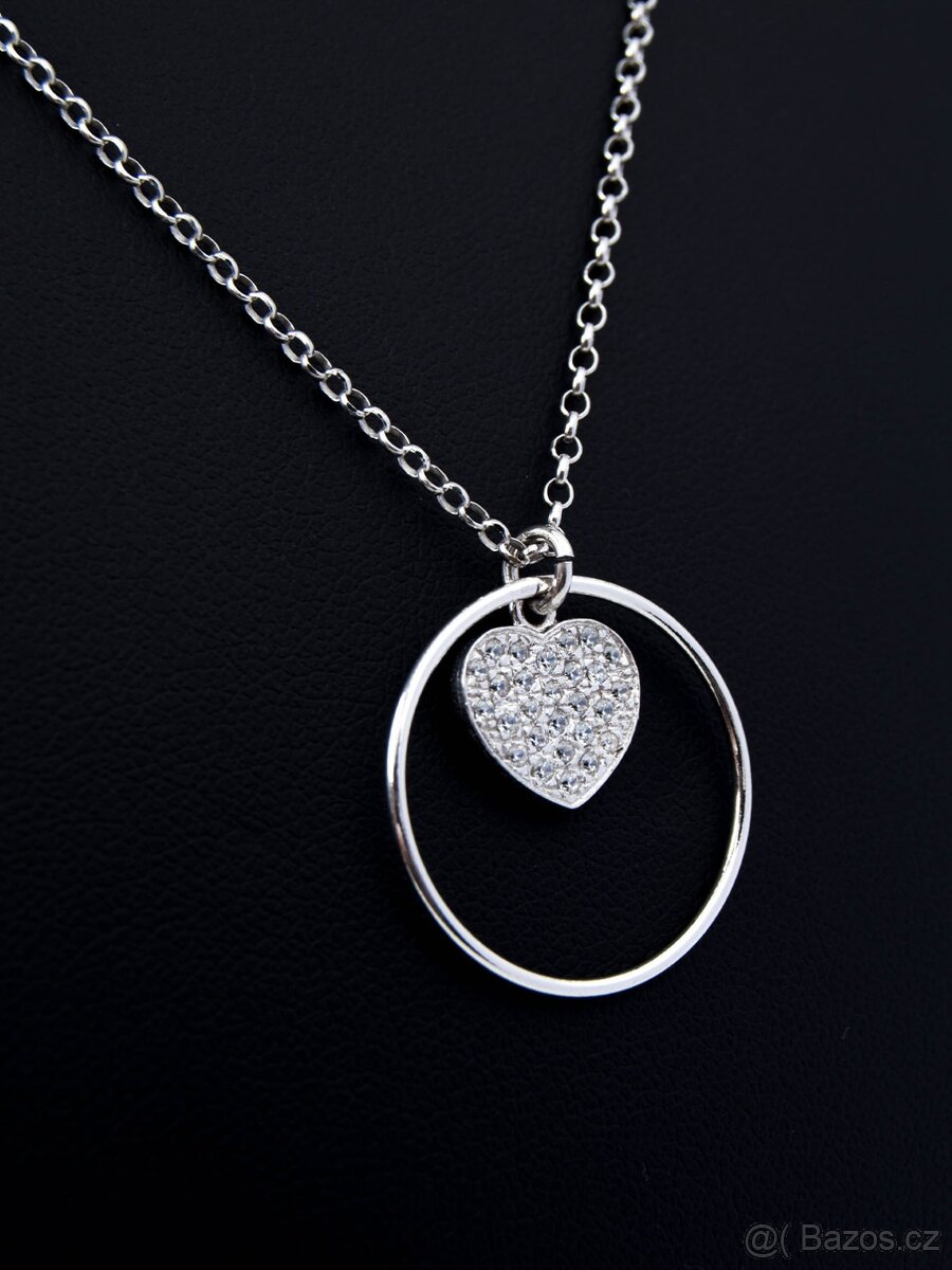 Stříbrný dámský náhrdelník "srdce v kruhu" - nový - dárkové