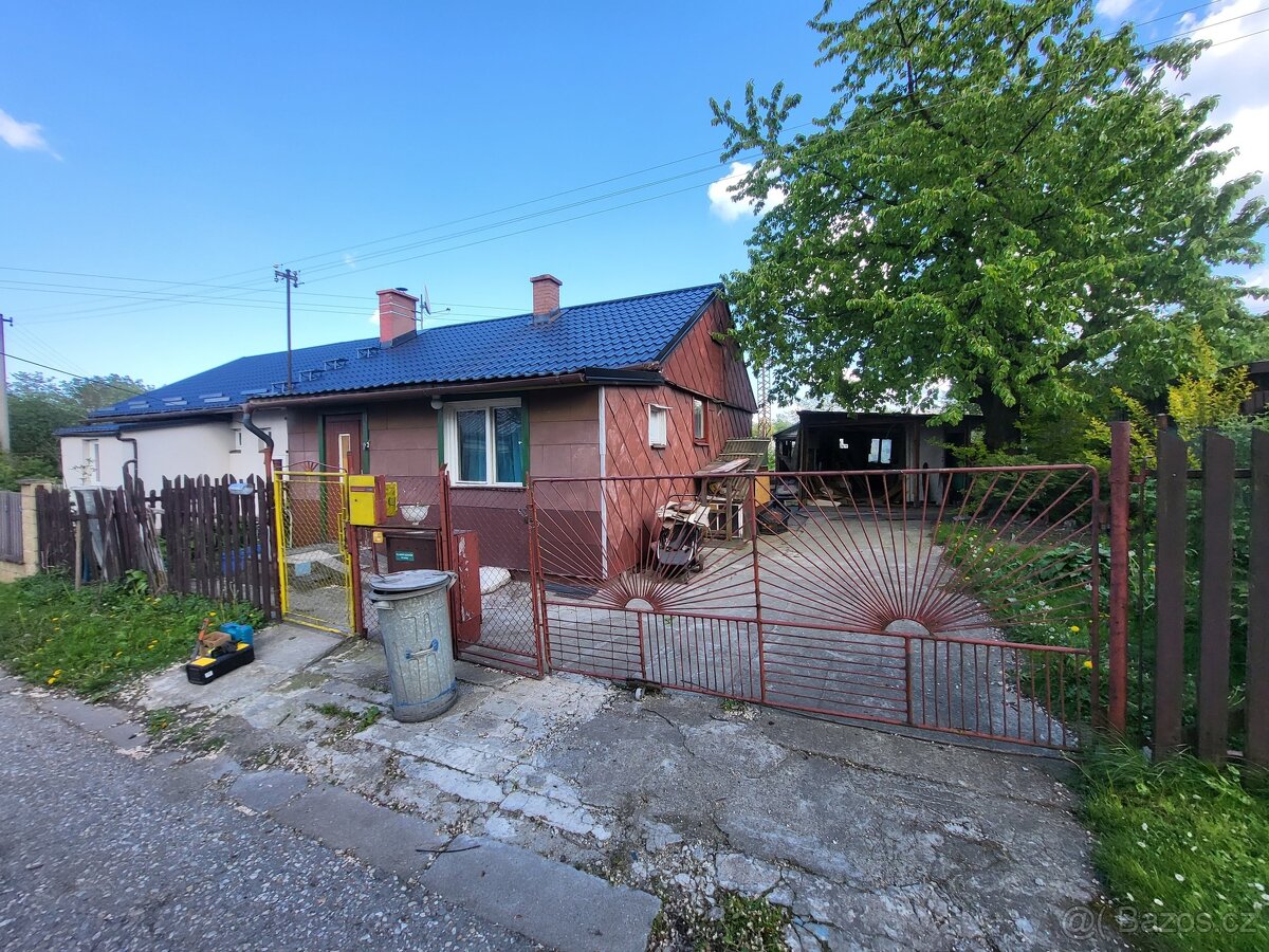 Prodej podílu 1/2 rodinného domu, 118 m2 - Ostrava - Hrušov