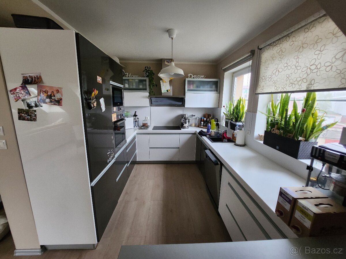 Prodej velkopodlažního bytu v Klášterci nad Ohří