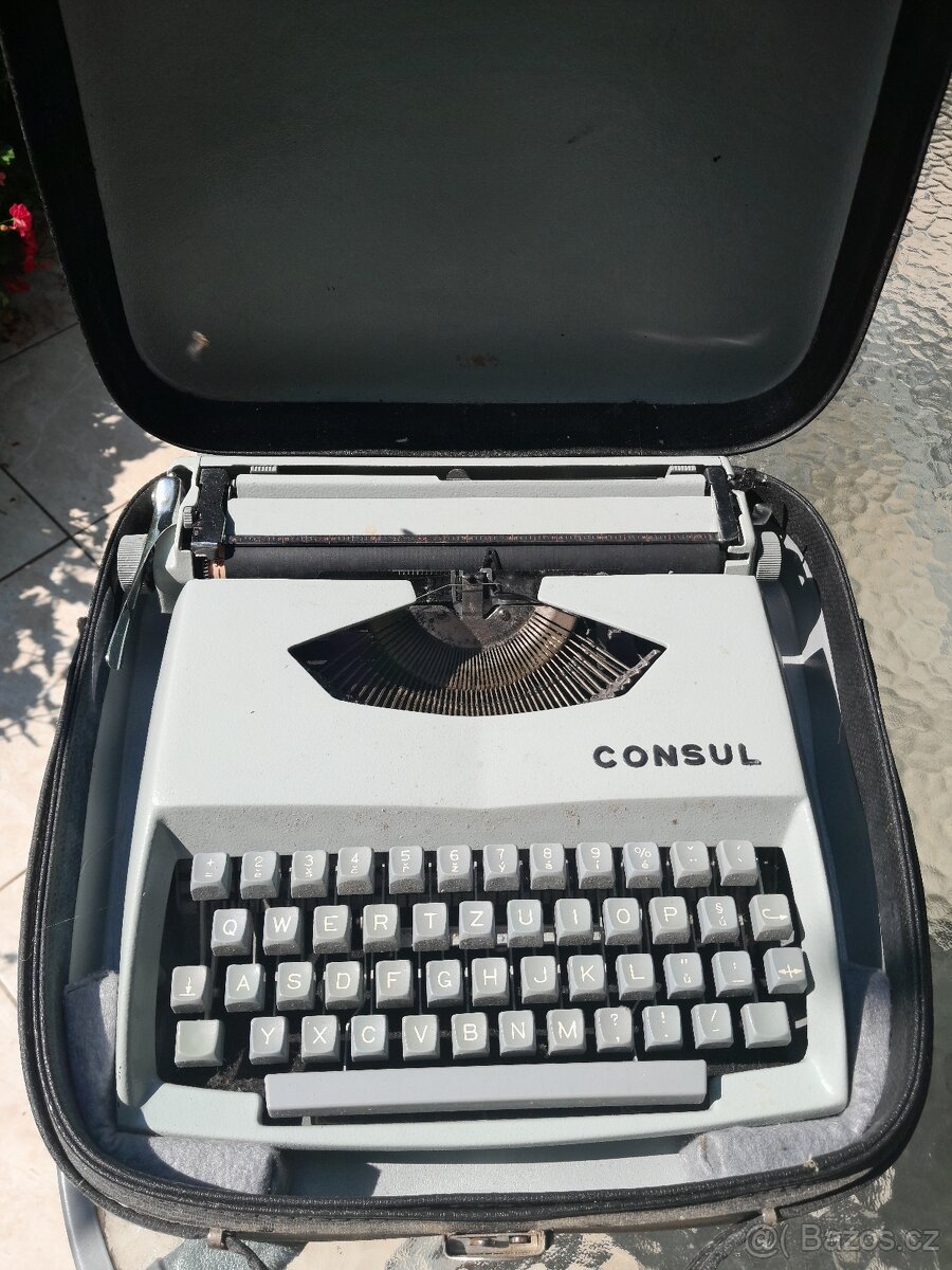 Starší psací stroje