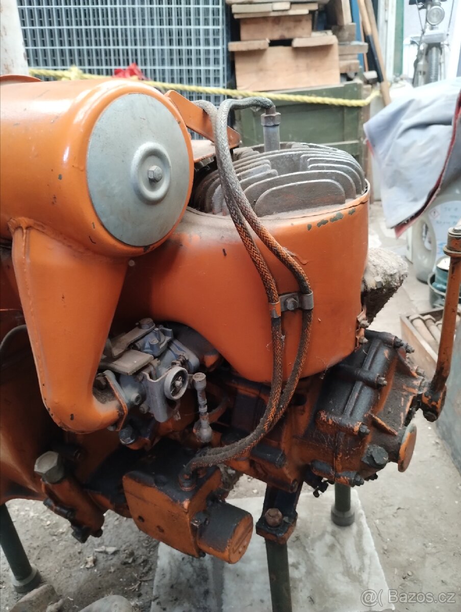 Motor