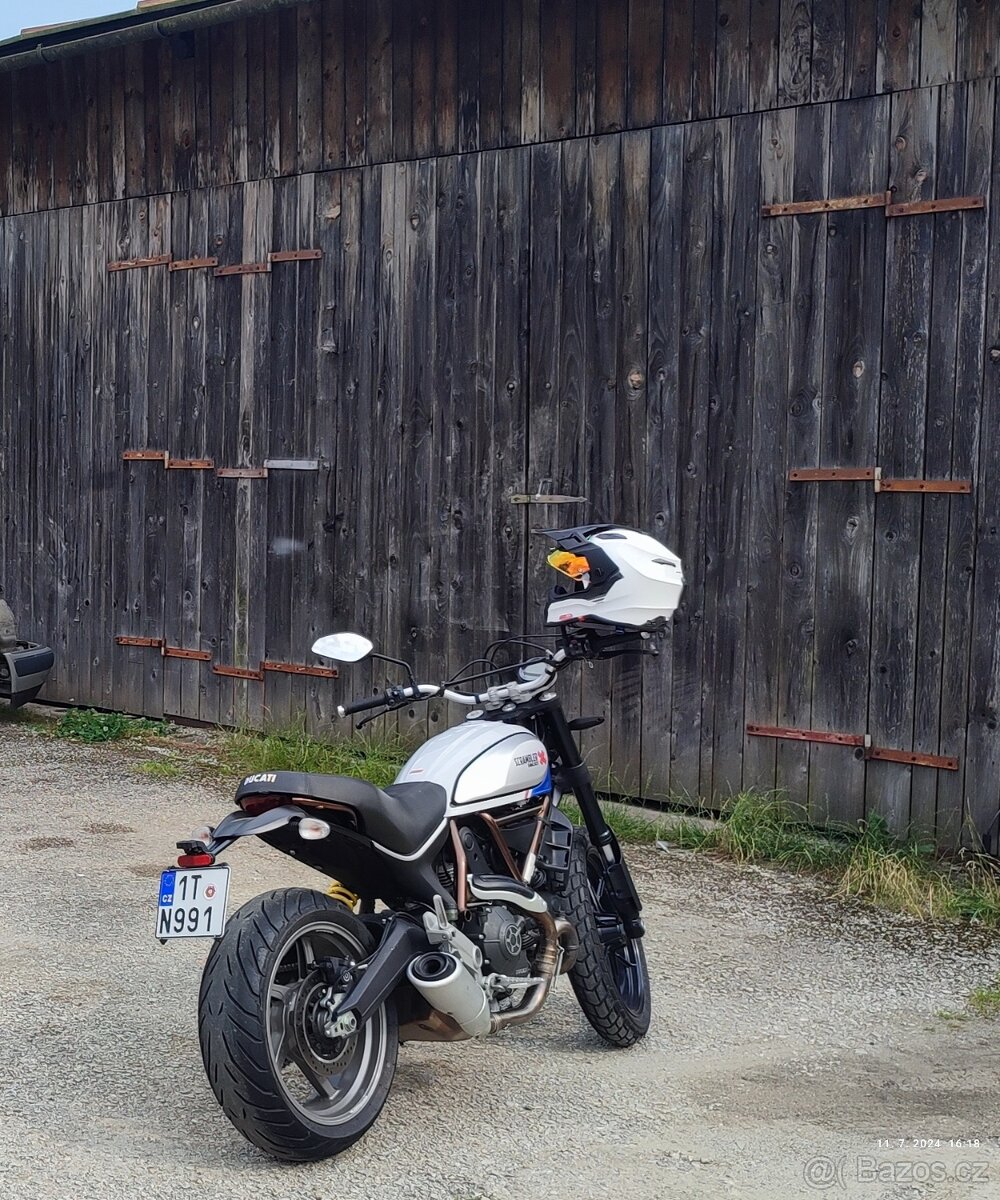 DUCATI SCRAMBLER 800