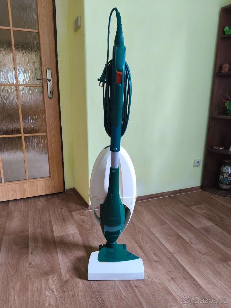 Prodám Vysavač VORWERK KOBOLD 130 s elektronickou klepaci hl