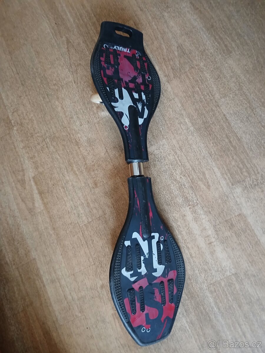 Snakeboard