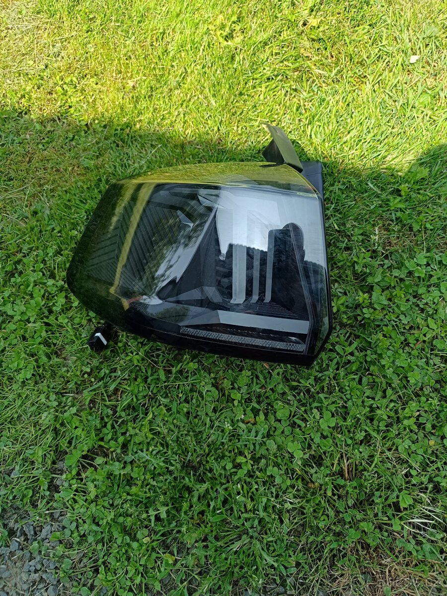 Peugeot 3008 LZ lampa