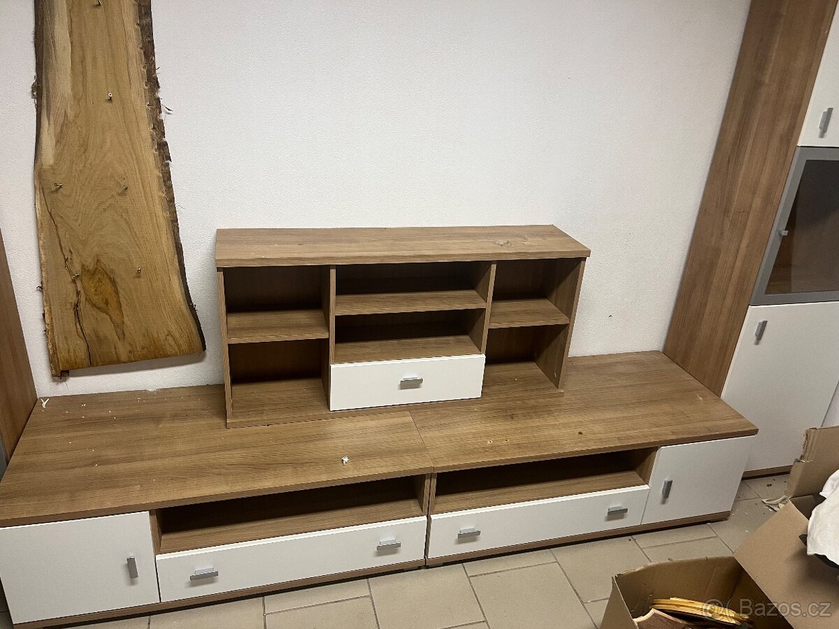 Obývací stěna