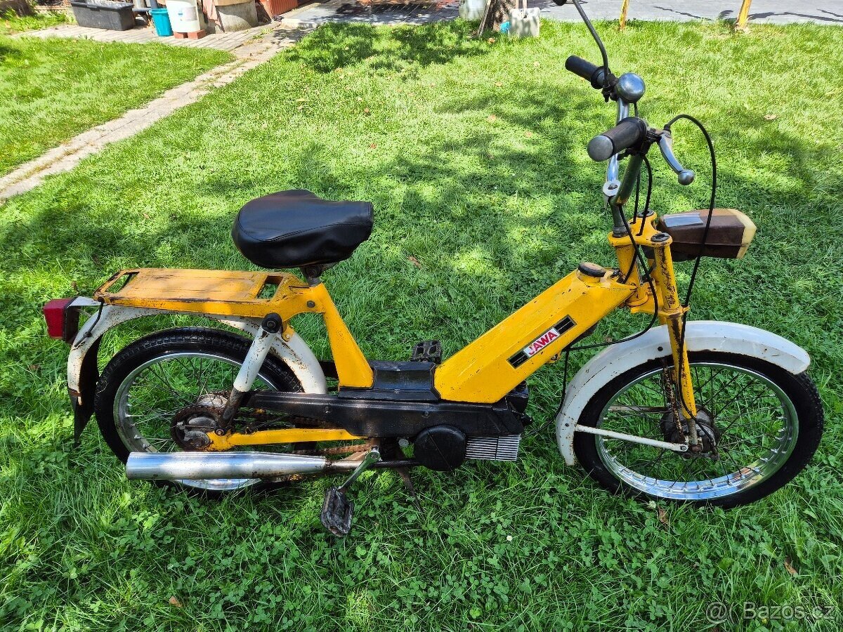 Babetta 207 původní lak, s kartičkou, úzká řídítka žlutá č.3