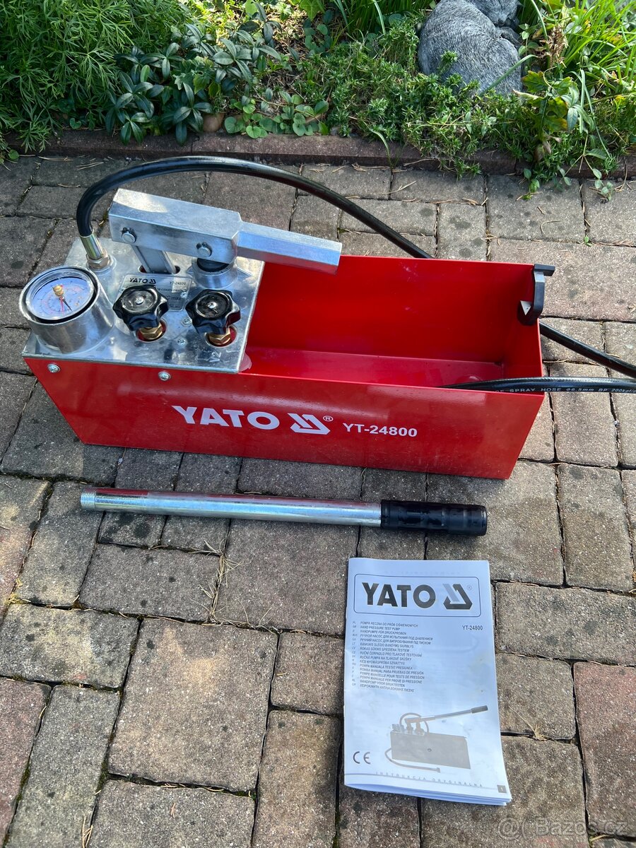 Ruční tlaková zkušební pumpa YATO YT-24800 – 12 L, 5 MPa