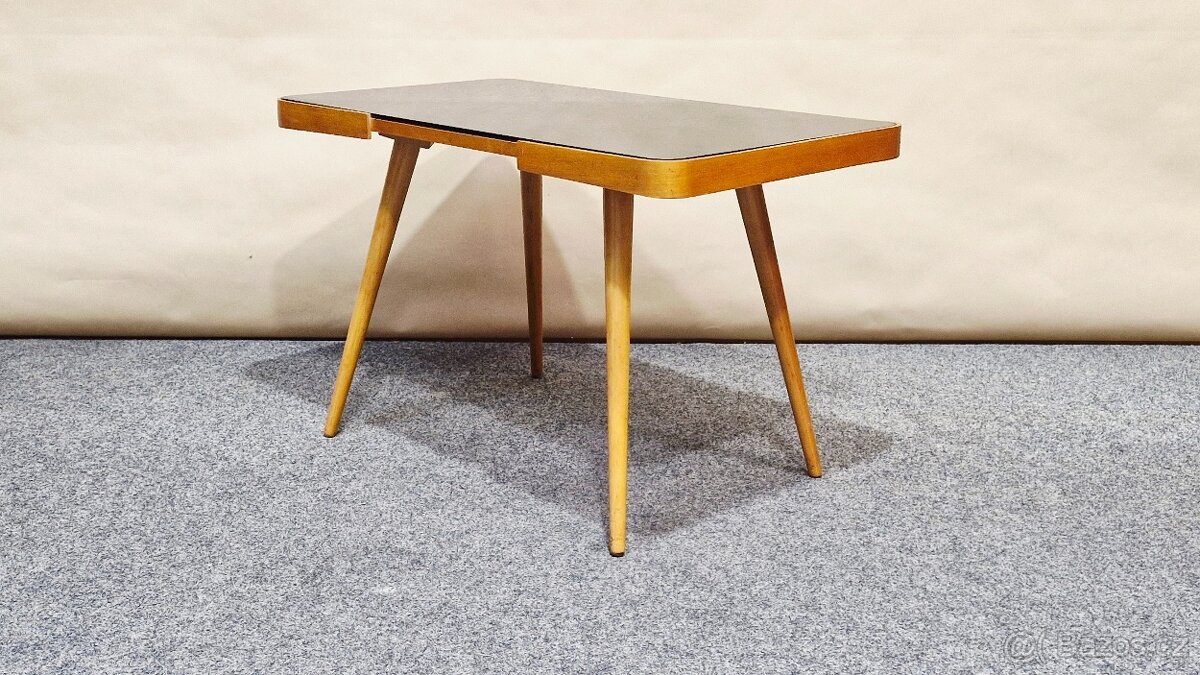 KONFERENČNÍ STOLEK RETRO  (INTERIER PRAHA)- 60 LÉTA
