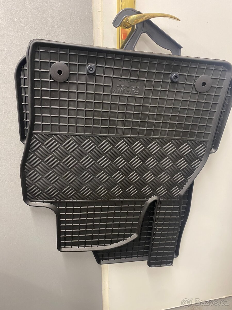 NOVÉ autokoberce RIGUM - VW Polo, Audi A1, Fabia 4 aj..