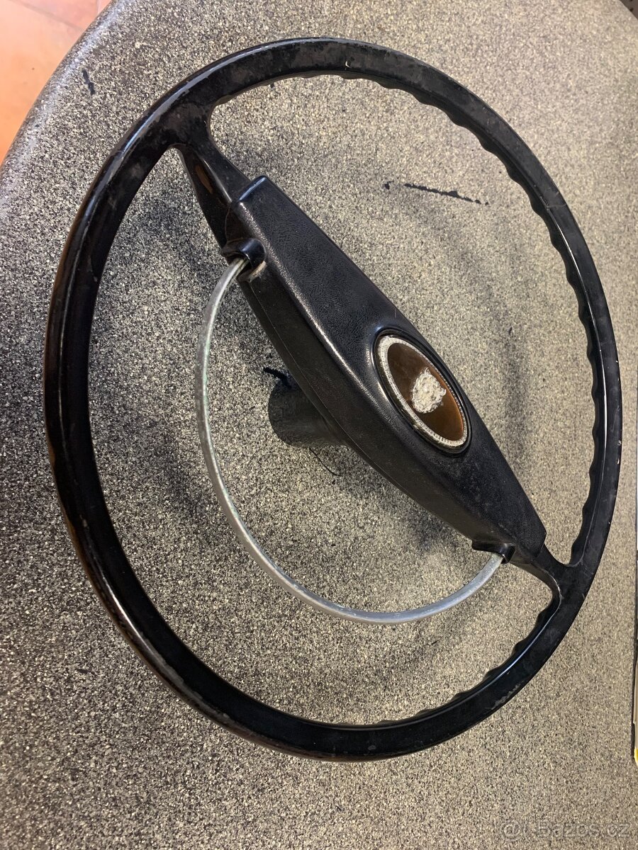 JAGUAR XJ6 S1 - volant