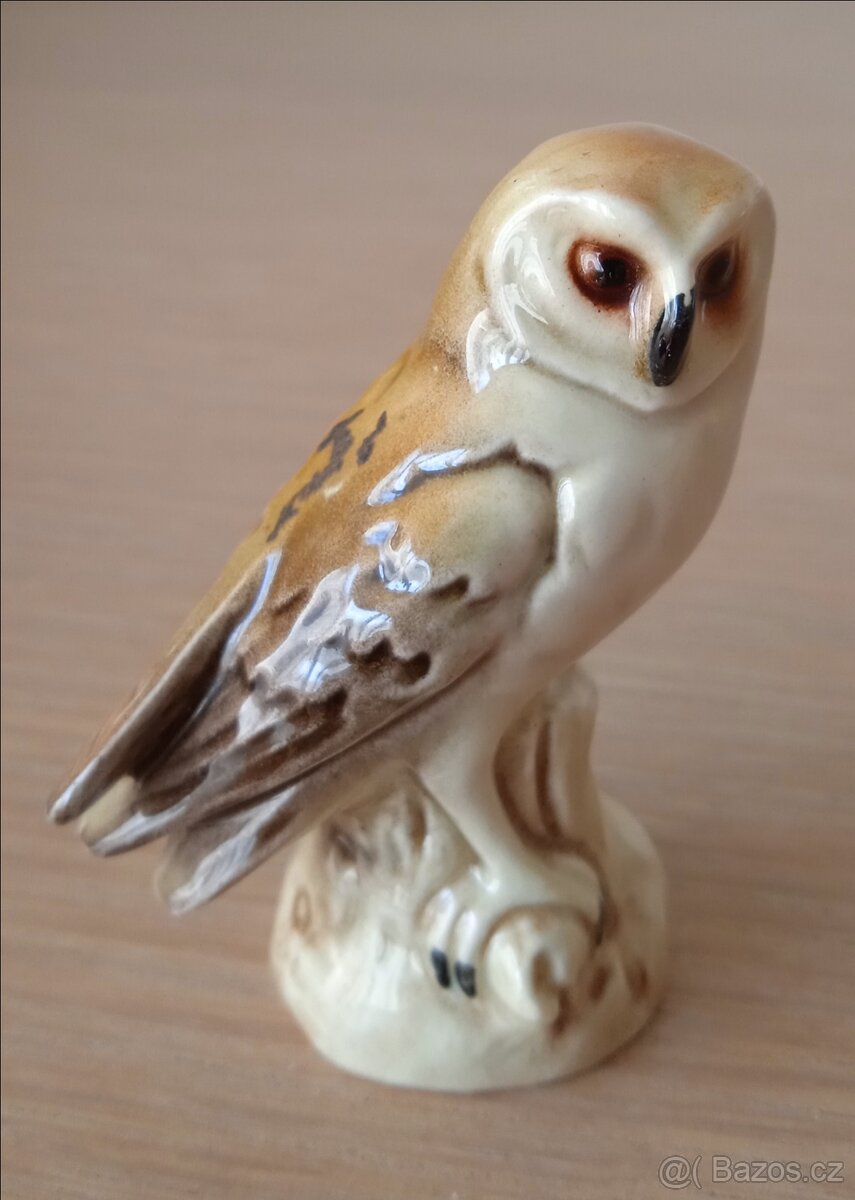 Porcelánová soška sova Goebel
