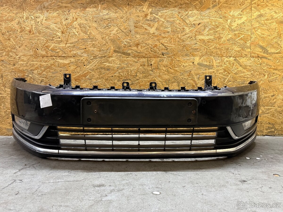 Přední nárazník Vw Passat B7 2010