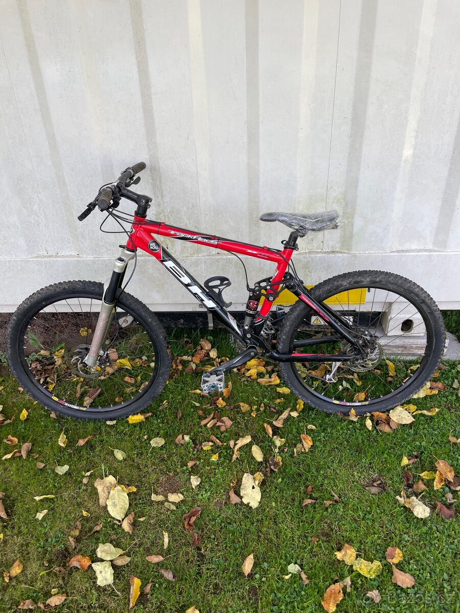 Sjezdové horské kolo