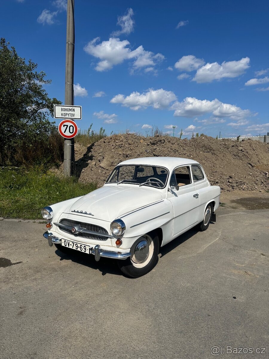 Zvažuji o prodeji. Škoda octavia 985 spartak .