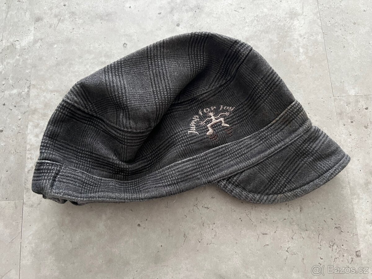 čepice s kšiltem, zn. Dráče, vel. 54-56