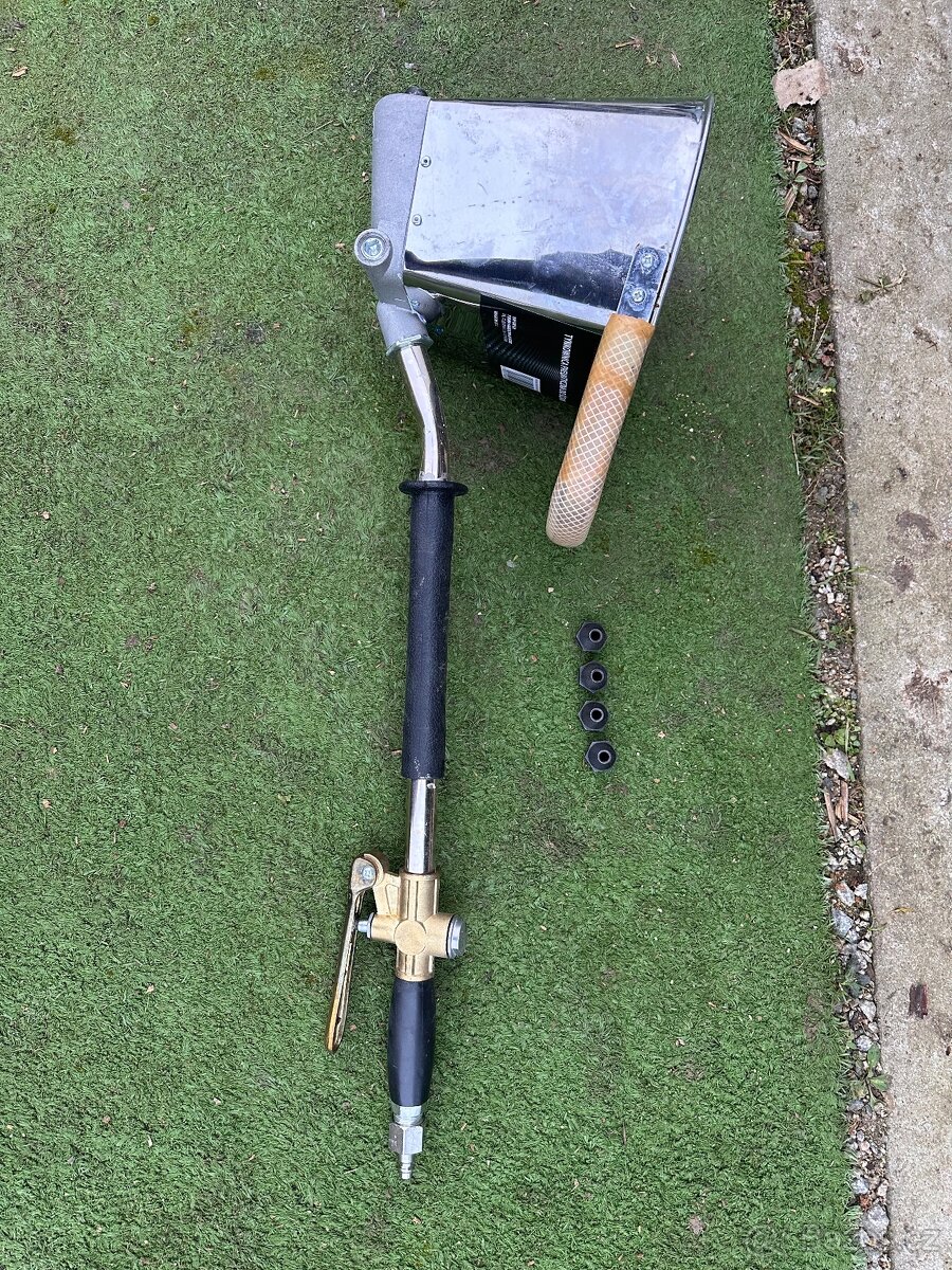 Stříkací pistole na omítky